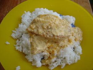 Vepřová kýta dušená na smetaně s rýží